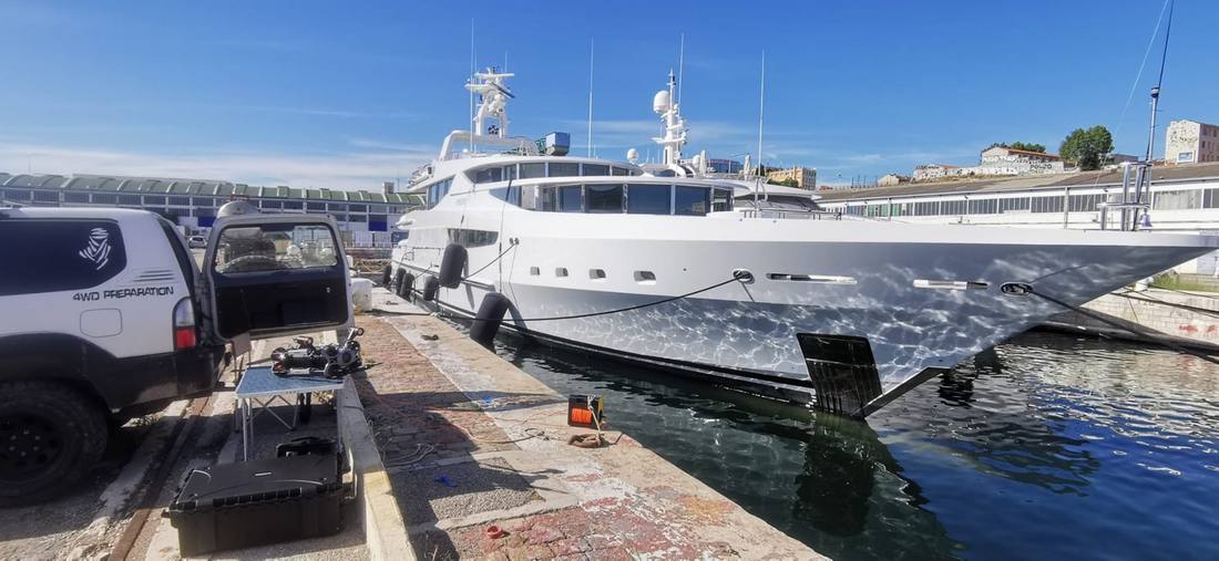Déploiement du ROV à quai